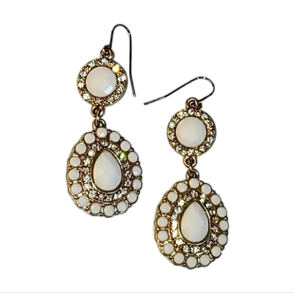 VINTAGE LOOK Crystal Rhinestone & White Faux Pearl on Antique Gold Drop Earrings